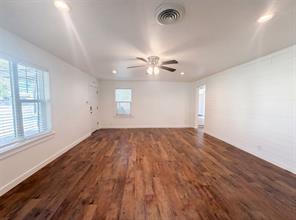 832 Central Drive - Photo 8