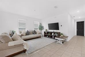980 Burnett Drive - Photo 5