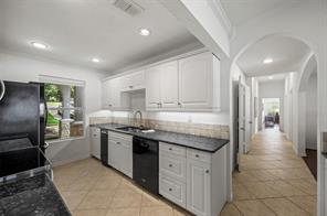 211 Lake Front Drive - Photo 20