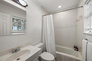 211 Lake Front Drive - Photo 31