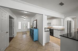 211 Lake Front Drive - Photo 7