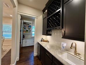 1526 Half Moon Circle - Photo 16