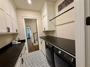 1526 Half Moon Circle - Photo 23
