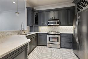 5534 Winton Street - Photo 2