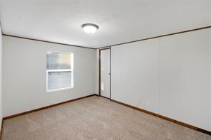 1800 County Road 2105 - Photo 27