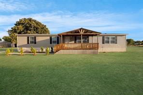 1800 County Road 2105 - Photo 3