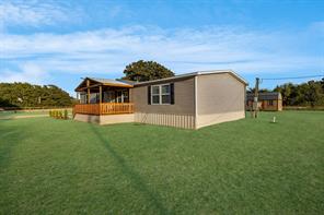 1800 County Road 2105 - Photo 33