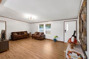 1800 County Road 2105 - Photo 9