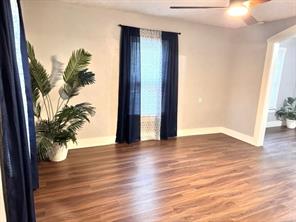 4619 Parrish Road - Photo 4