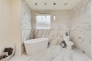7725 Lakeview Circle - Photo 18