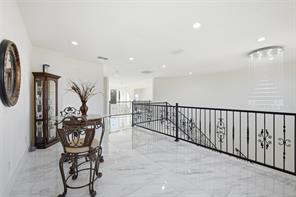 7725 Lakeview Circle - Photo 25