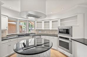 3603 Yorkshire Drive - Photo 13