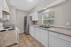 1123 Venus Street - Photo 14