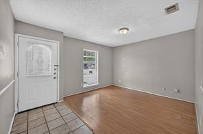 1123 Venus Street - Photo 3