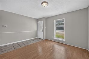 1123 Venus Street - Photo 6