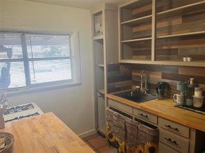 213 drinkard - Photo 2