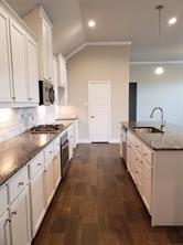 940 Parkside Drive - Photo 8