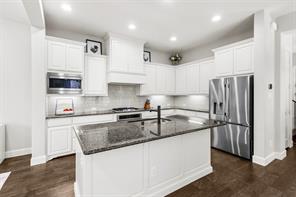 4502 Spanish Indigo Lane - Photo 9