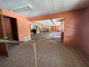 1500 S Oak Avenue - Photo 7