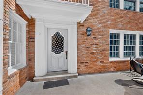 4548 Roland Avenue - Photo 1
