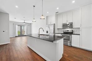 5609 Smu Boulevard - Photo 1