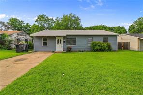 3847 Castle Hills Drive - Photo 1