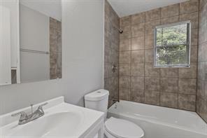 3847 Castle Hills Drive - Photo 8