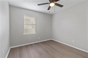 3847 Castle Hills Drive - Photo 9