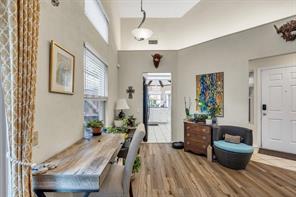 4246 Rosser Square - Photo 17