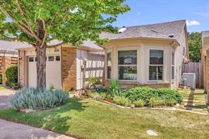 4246 Rosser Square - Photo 2