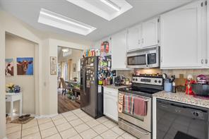 4246 Rosser Square - Photo 23