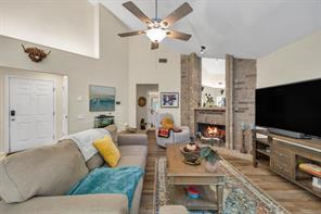 4246 Rosser Square - Photo 30