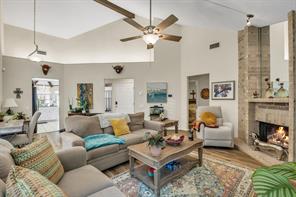 4246 Rosser Square - Photo 32