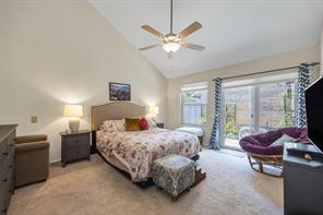 4246 Rosser Square - Photo 5