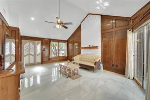 3021 Waterfront Circle - Photo 2