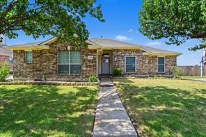 1302 Buckingham Drive - Photo 1