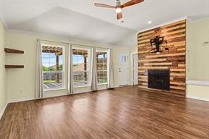 1302 Buckingham Drive - Photo 7