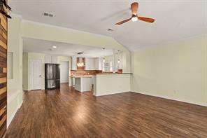 1302 Buckingham Drive - Photo 9