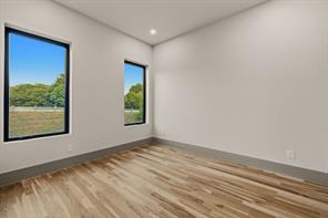 6984 Santa Barbara Drive - Photo 30