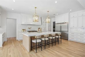 10148 Hedgeway Drive - Photo 7