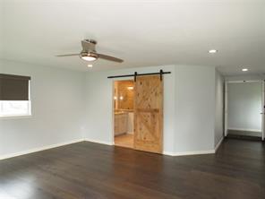 1026 Thomas Street - Photo 12