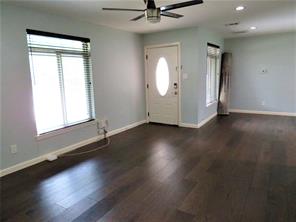 1026 Thomas Street - Photo 4