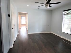 1026 Thomas Street - Photo 5