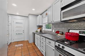 6718 Santa Anita Drive - Photo 15