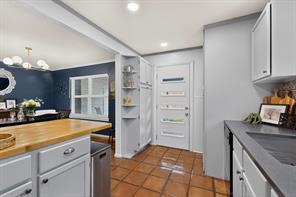 6718 Santa Anita Drive - Photo 16