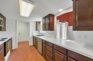 2906 Wayside Drive - Photo 15