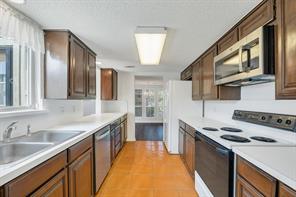 2906 Wayside Drive - Photo 16