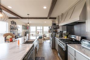 4231 Hayter Road - Photo 8