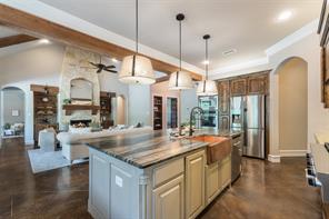 4640 Lake Breeze Drive - Photo 10
