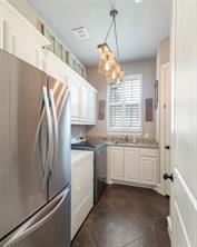 4640 Lake Breeze Drive - Photo 15